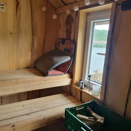 6 Person In *